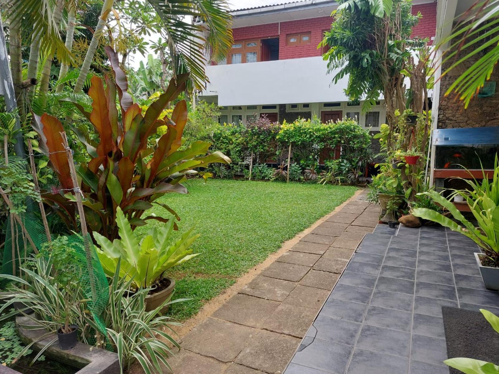 Ranveli Beach Hotel Dehiwala-Mont Lavinia Extérieur photo